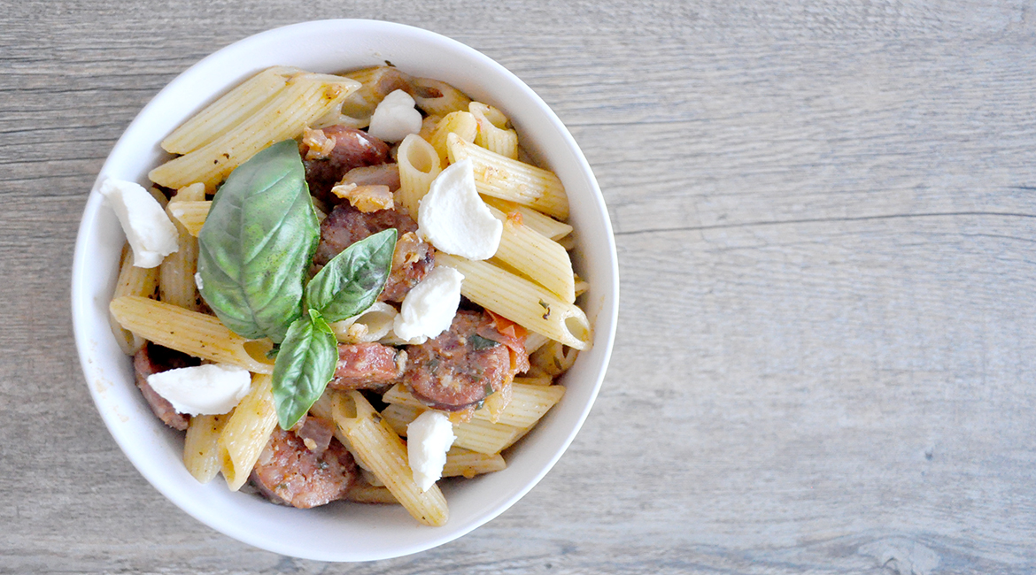 A very easy and light chorizo pasta recipe to whip up when you're in a hurry. This is a really great one pan dish.