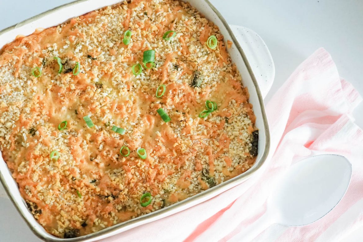 If you’re looking for an easy breezy weeknight dinner option, look no further than this delicious Salmon Mornay Pasta Bake.