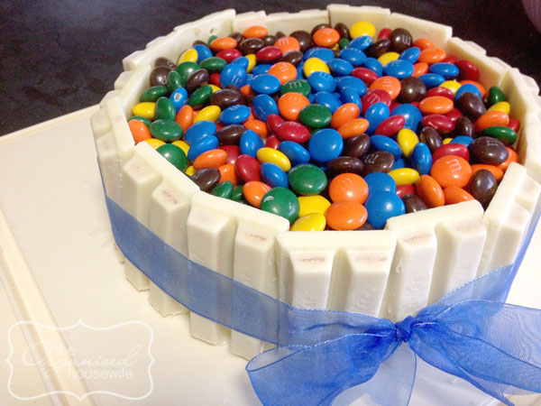 Kit Kat M&M Cake 3a