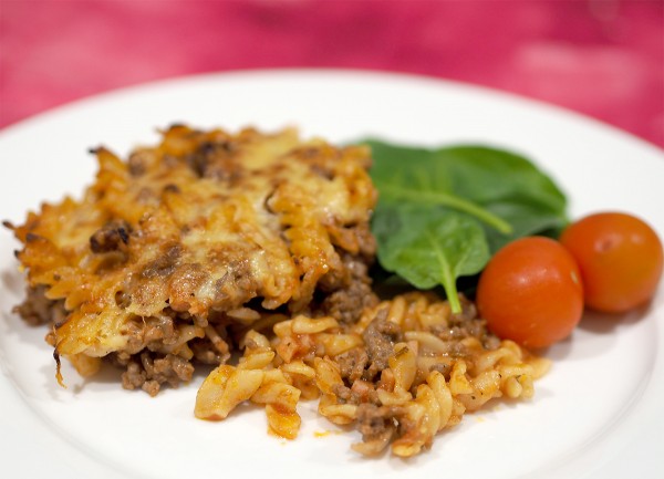 15 Make Ahead Freezer Meals | Beef and Bacon Pasta Bake | Beanstalk Mums