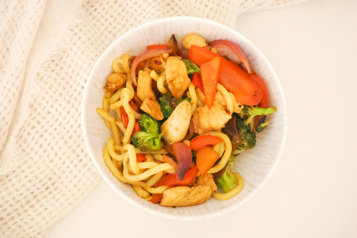 An easy Chinese chicken stir-fry with hokkien noodles and veggies. Marinate ahead for more flavour or cook fresh for a quick weeknight dinner.