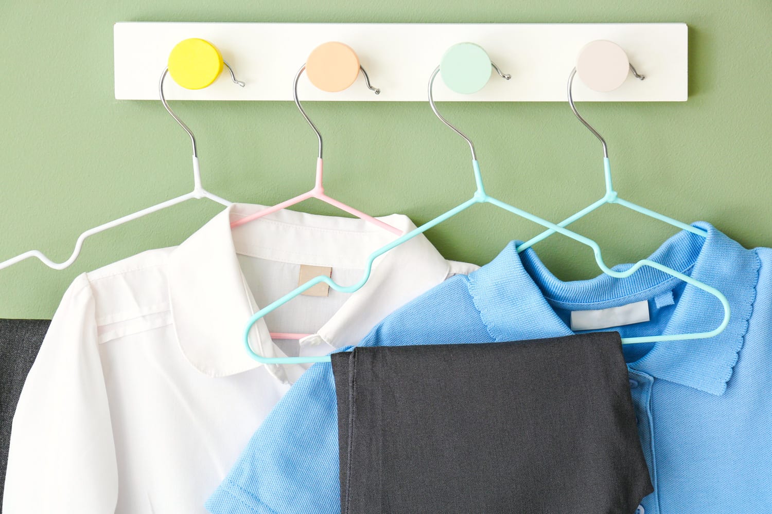 How many school uniforms should you buy? - The Organised Housewife