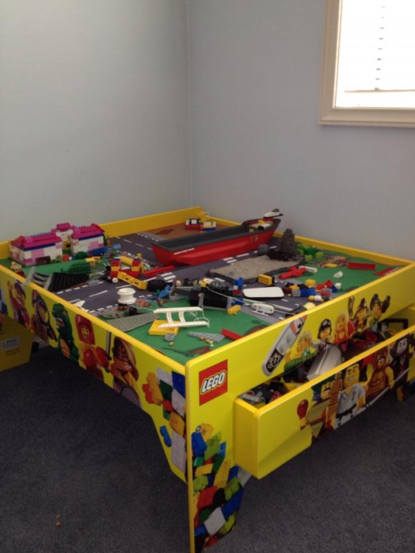 lego tables with drawers