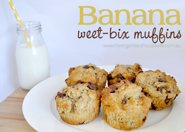 {The Organised Housewife} Banana Weet-bix Muffins