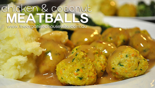 {The-Organised-Housewife}-Chicken-and-Coconut-Meatballs