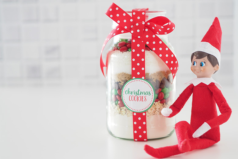 DIY Christmas Cookie Mason Jar Decoration Kit with 4 recipe