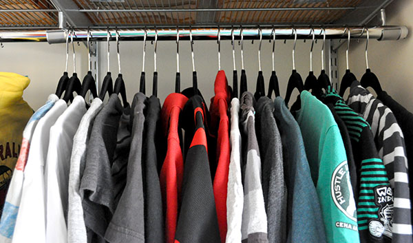 {The-Organised-Housewife}-Boys-Wardrobe-Makeover-Organising-Organise-14