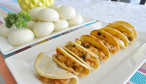 {The Organised Housewife} Coles Brand Mini Prawn Tacos and Pork Buns