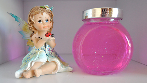 {The Organised Housewife} Girls Bedroom Makeover tooth fairy bottle