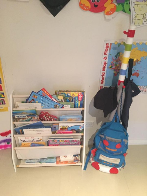 24 Reader School Bag Nooks - The Organised Housewife