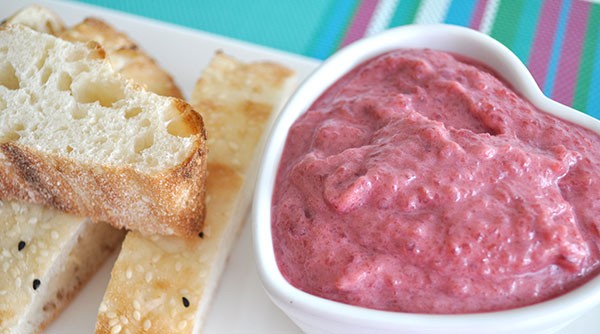 2-Ingredient-Beetroot-Dip-2