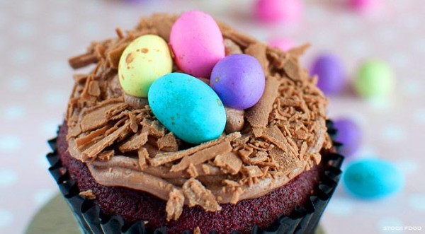 Easter Cupcake Decorate 1