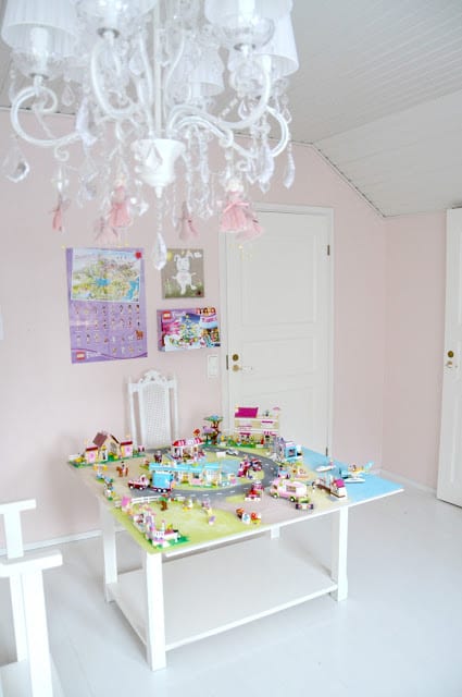 lego friends table