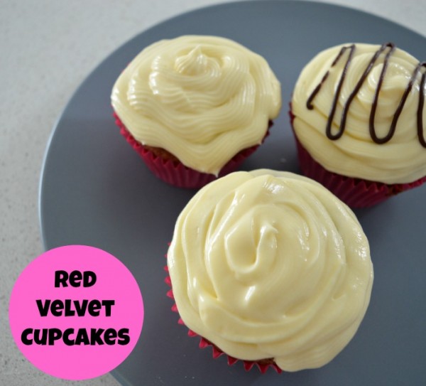 Red-Velvet-Cupcakes-5