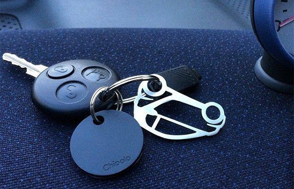 CHIPOLO BLUETOOTH ITEM FINDER