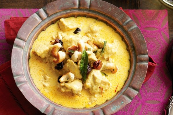 Chicken korma with saffron