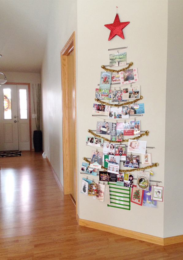 Clever and creative ways to display your Christmas cards. 