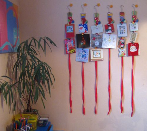 Clever and creative ways to display your Christmas cards. 