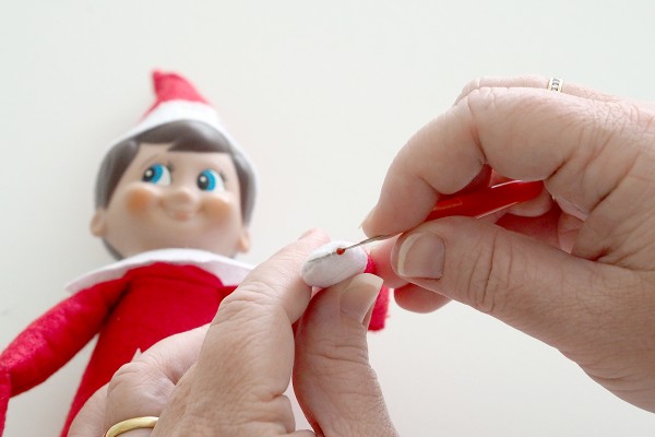 how-to-make-elf-on-the-shelf-positionable-8