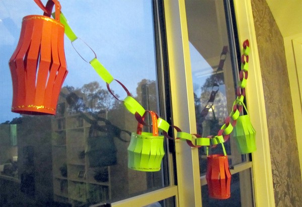 Christmas paper chains