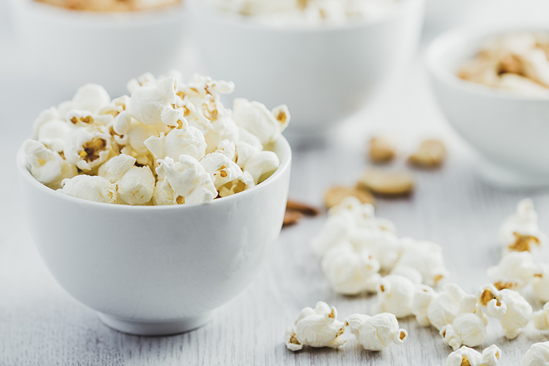 Easy afternoon snacks for kids who are always hungry in the afternoon, and those who just enjoy a light snack before saving themselves for a hearty dinner.