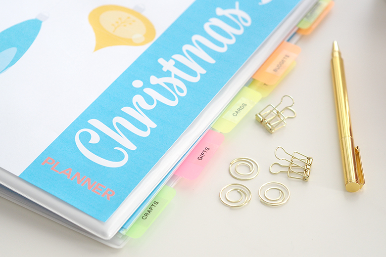 The Organised Housewife 2016 Christmas Planner has a whole new look! With 70+ pages to keep all your checklists, planners, budget, recipes ideas and more together in one folder. No more losing notes scribbled on the back of envelopes, receipts somewhere on your office desk, this planner will help you cut through the clutter. This planner is an instant download so you can start planning and organising everything Christmas today.