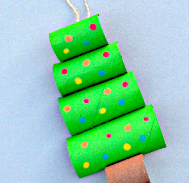 CHRISTMAS CRAFT IDEA - TOILET PAPER ROLL CHRISTMAS TREE - We love turning our recycled toilet paper rolls into crafts. It makes for a very inexpensive craft project!