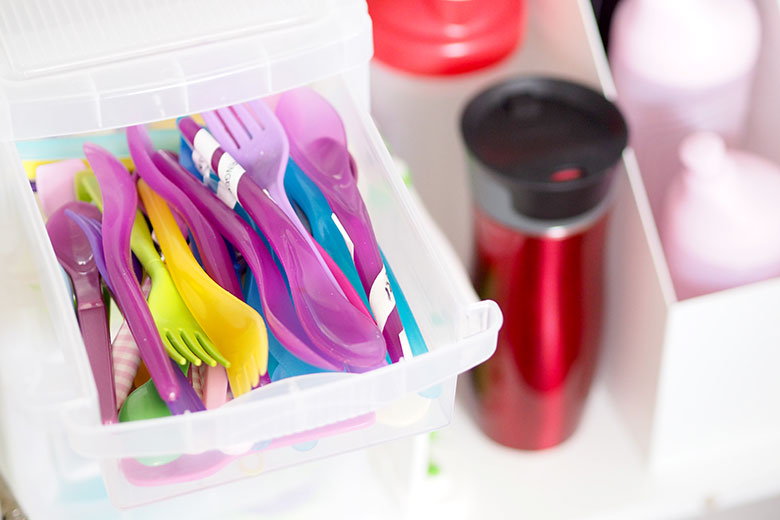 Keeping the kitchen cabinets tidy can be an endless battle especially if the kids are helping to put away the clean dishes. However, if you make defined spaces for crockery, plastics, cutlery etc this will help the family place everything back into the right spot. Here is a look inside some of my kitchen cupboards.