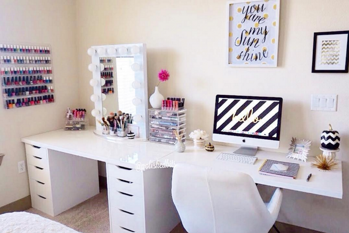 white desk for teenage girl