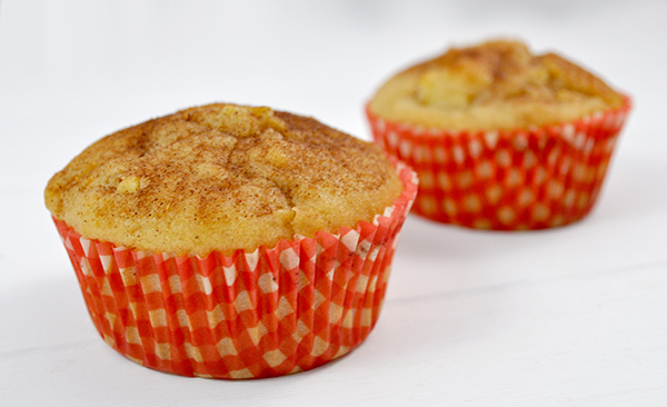 APPLE DONUT MUFFINS - My kids loved these muffins with delicious little bites of apple throughout and a cinnamon donut style topping. The kids had a few of the mini muffins while warm and they said they taste very much like donuts!! This recipe made 12 regular muffins plus 12 mini muffin, which I love as I can add some into the freezer for lunchbox snacks. 