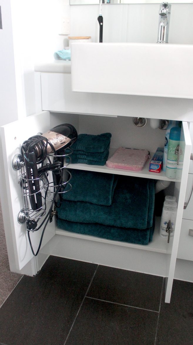 I absolutely love hearing from readers and finding out what ideas, tips and routines you guys have implemented into your home and life. I was lucky enough to receive an email from Nicole who was happy to share some of her storage and organisation ideas. Enjoy this reader's ideas post and I hope you can draw some inspiration from her excellent concepts.