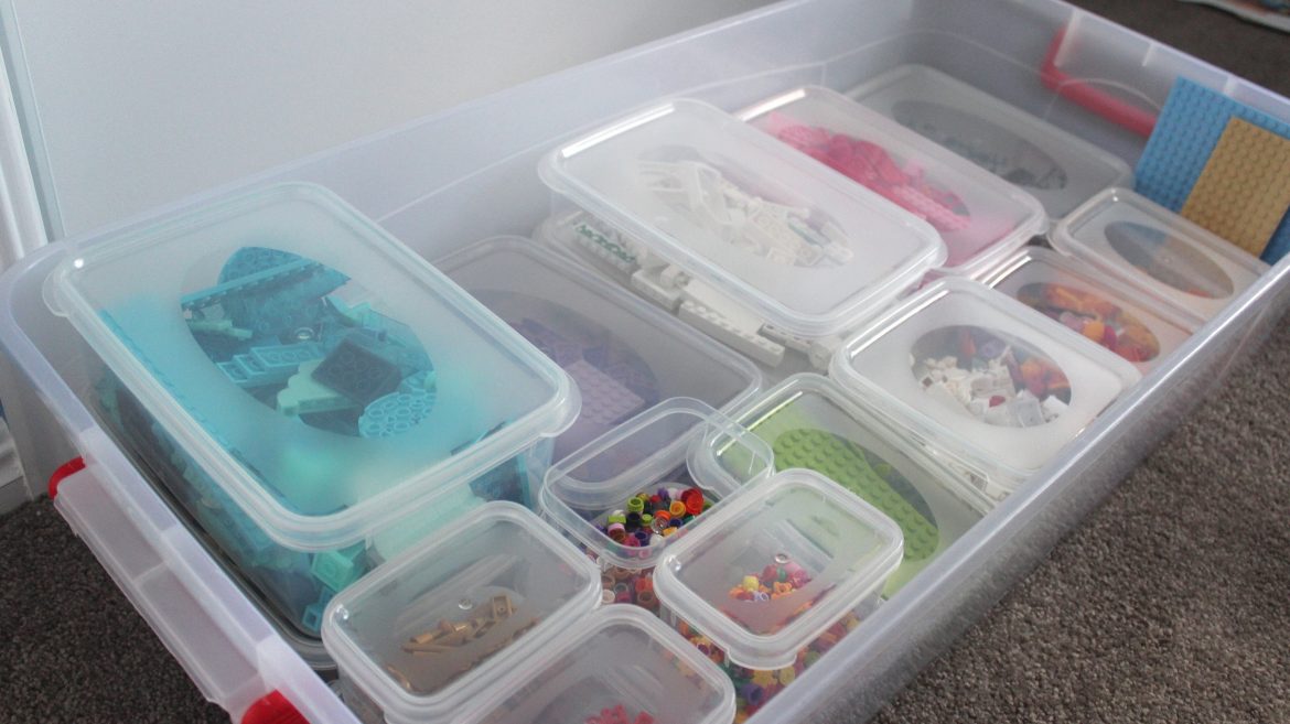 I absolutely love hearing from readers and finding out what ideas, tips and routines you guys have implemented into your home and life. I was lucky enough to receive an email from Nicole who was happy to share some of her storage and organisation ideas. Enjoy this reader's ideas post and I hope you can draw some inspiration from her excellent concepts.