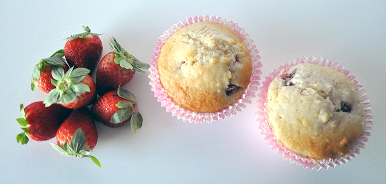 Here is another great muffin that is suitable for the freezer and ideal for the kids' lunchboxes. These strawberry muffins are delicious.