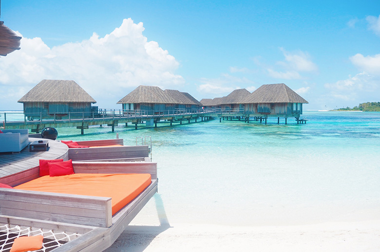 The Maldives is a dream holiday destination, giving you the chance to relax, create beautiful memories and reconnect with your family... plus it can be done on a budget!