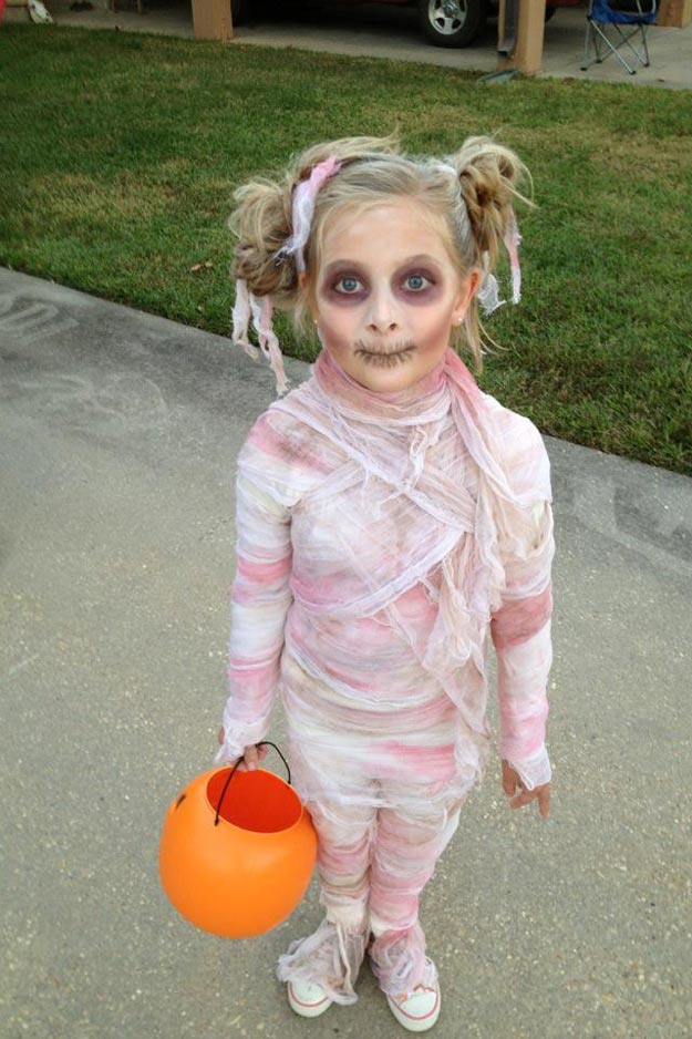 Here I share some some wacky, weird, scary, funny and definitely some silly ideas for your family Halloween costumes.