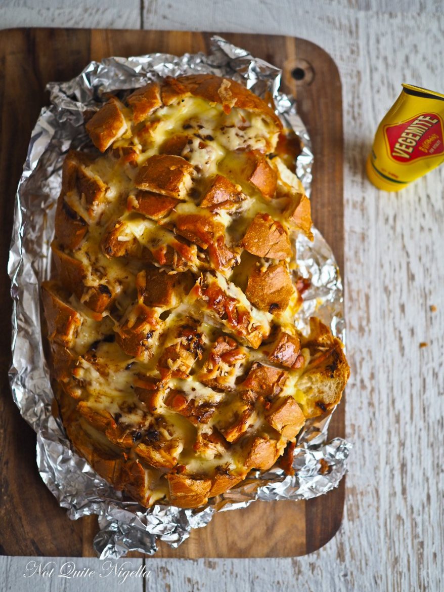 Easy cheesy vegemite pullapart loaf for Australia Day