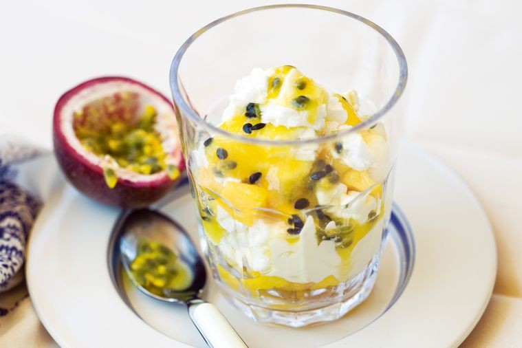 Mango and passionfruit Australian mess recipe