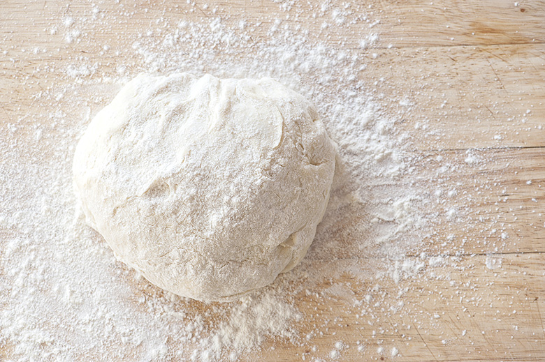 Nothing beats homemade pizza dough if you have the time to make it. It’s budget friendly, fun to roll out with the kids and as you can control the ingredients you can make it as healthy as you like. I have included regular, thermomix and no wait recipes!