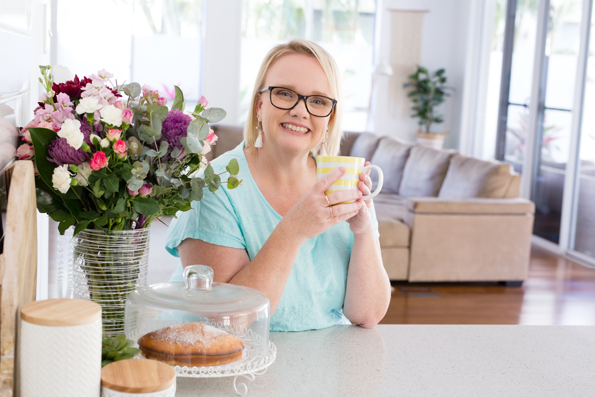 Organise and tidy your coffee mugs with The Organised Housewife