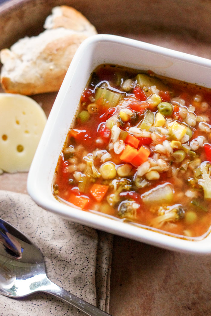 Vegetable barley soup