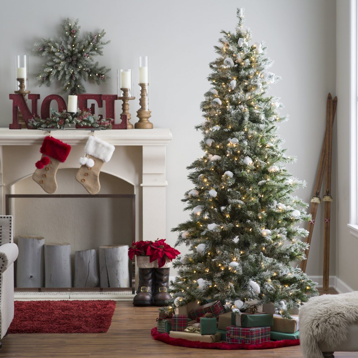 10 Steps To A Perfect Christmas Tree - Decorating Tips and Ideas - The