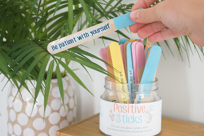 These Positive sticks are a quick and easy craft project to help defeat feelings of anxiety or self-doubt. The affirmations are sure to make you smile!