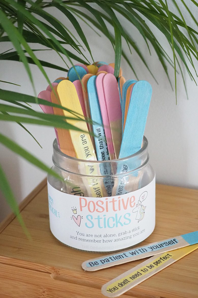 These Positive sticks are a quick and easy craft project to help defeat feelings of anxiety or self-doubt. The affirmations are sure to make you smile!