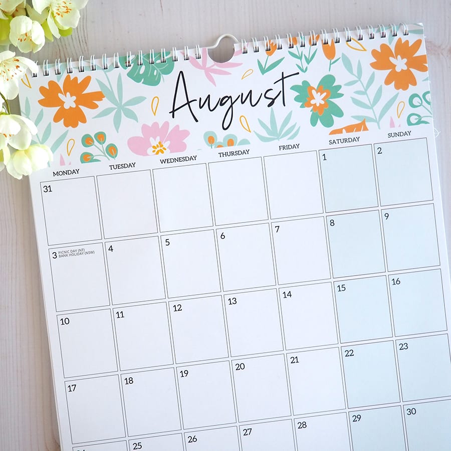 Organised Housewife Calendar August 2020