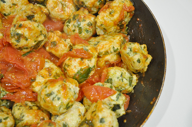 Spinach Parmesan Chicken Meatballs in Fresh Tomato Sauce Recipe