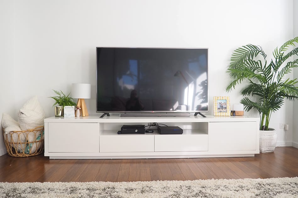 TV cabinet in clutter free lounge room by The Organised Housewife