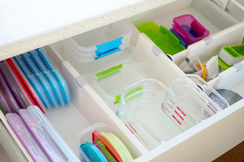 How to keep kitchen drawers tidy and clutter free