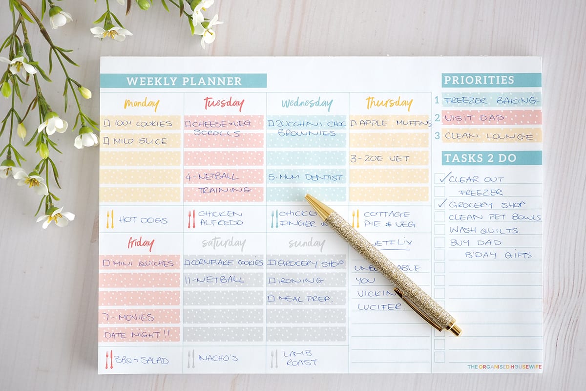 A4 Weekly Planner Pad by The Organised Housewife