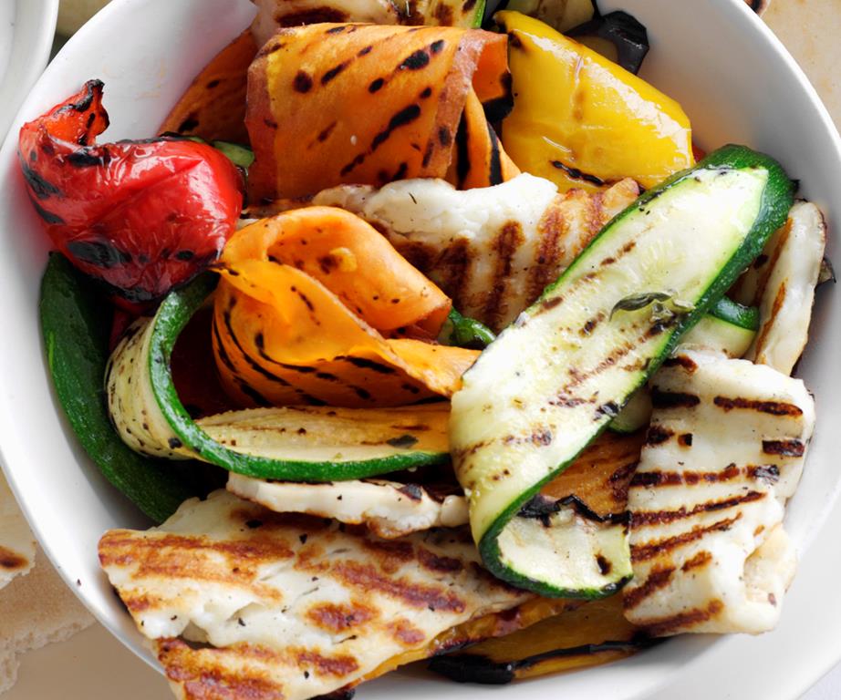Grilled veg and haloumi wrap recipe for dinner
