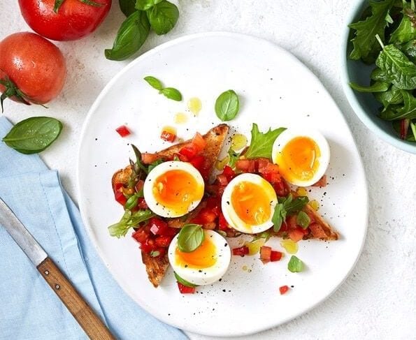 10 minute breakfast bruschetta